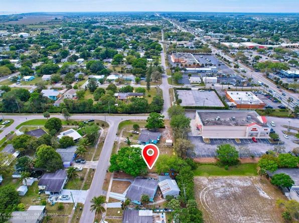 2109 S 3rd St, Fort Pierce , FL 34950