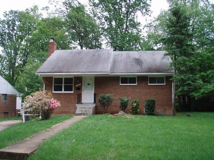 FRONT EXTERIOR