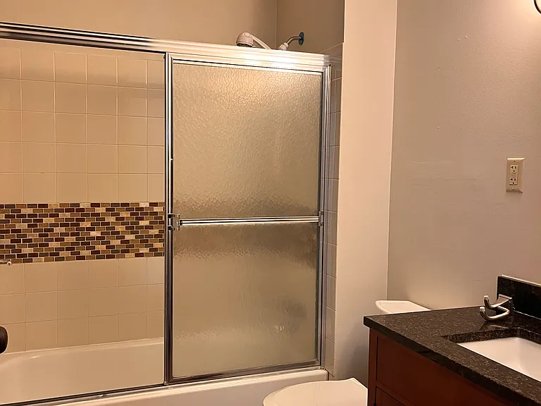 565 Elmwood Avenue — Photo 21