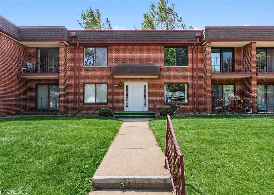 1st image of 411 Crimson Dr NE APT 28