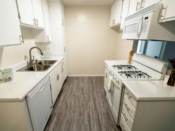 17211 Chatsworth Street