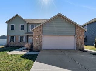 999 W Cermak Rd, Braidwood, IL 60408