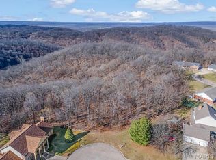 105 Hillcrest Ct, Valmeyer, IL 62295