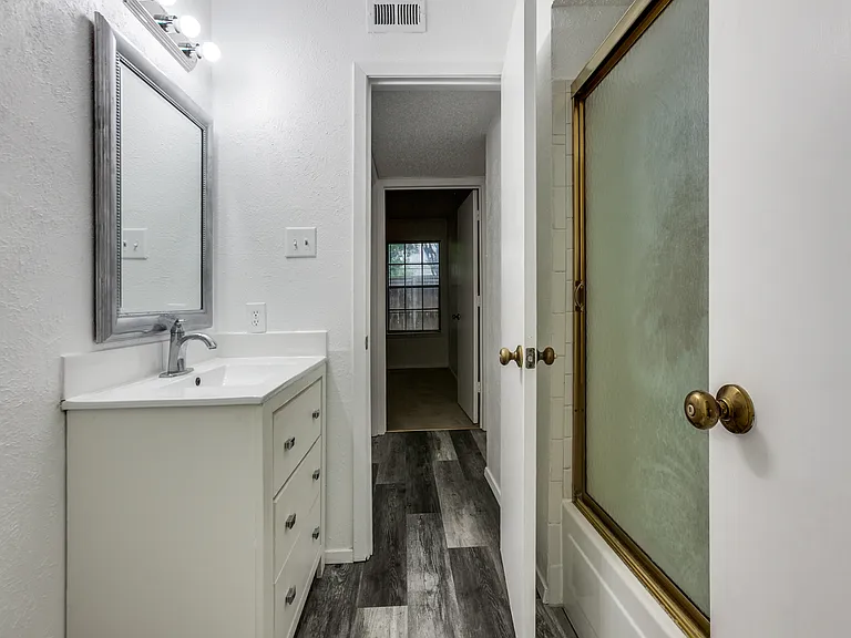 2111 E Belt Line Rd #168B — Photo 11