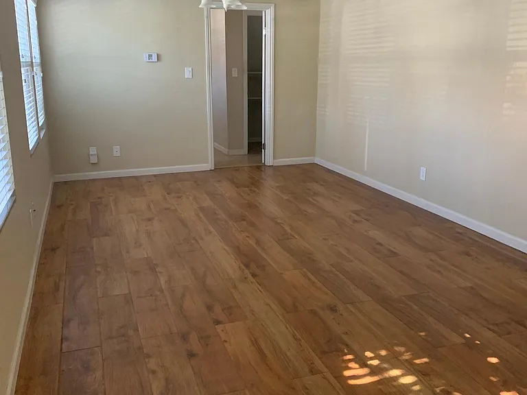691 E Del Mar Blvd — Photo 4