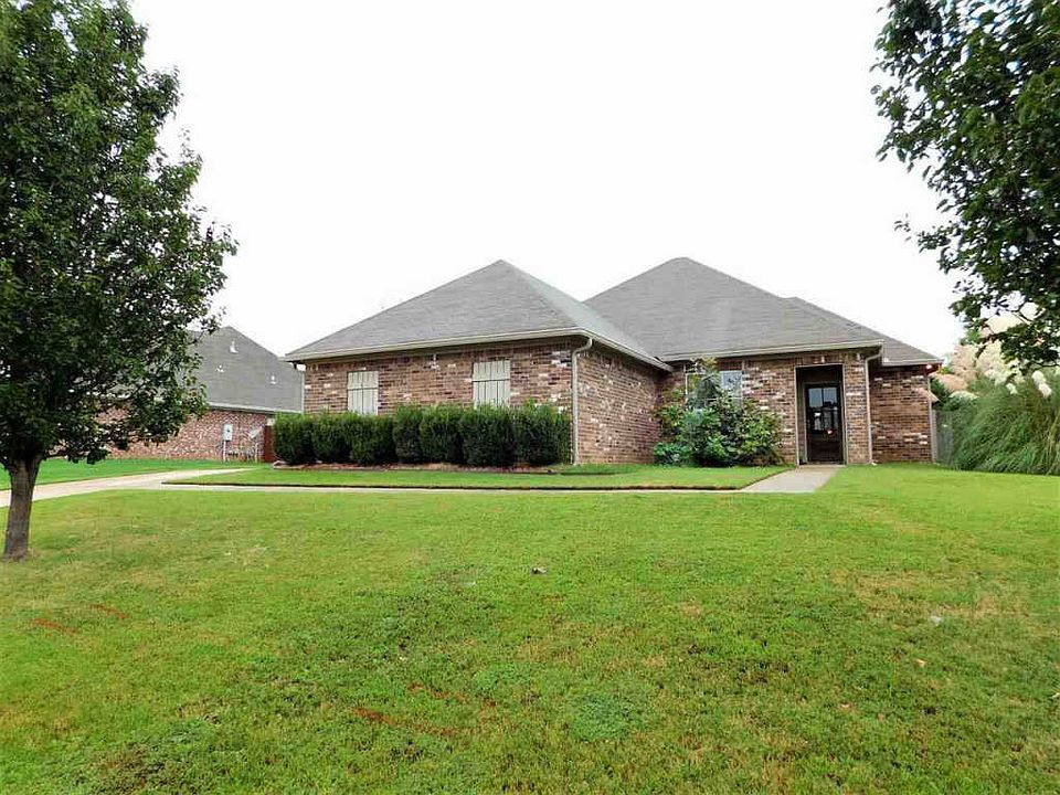 1st image of 126 Parkfield Dr