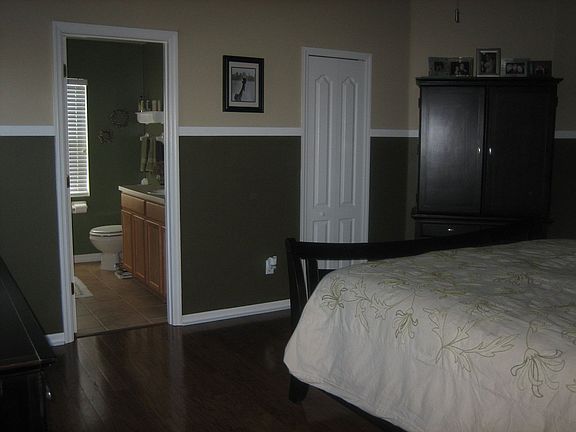 2nd image of 14857 Huntley Dr