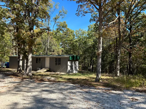 5290 S 1975 Road, Humansville, MO 65674