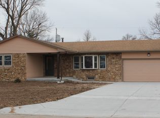 701 E Wood Ave, Clearwater, KS 67026
