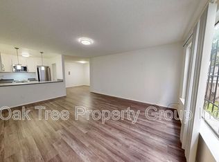 351 Lester Ave APT 1D, Oakland, CA 94606