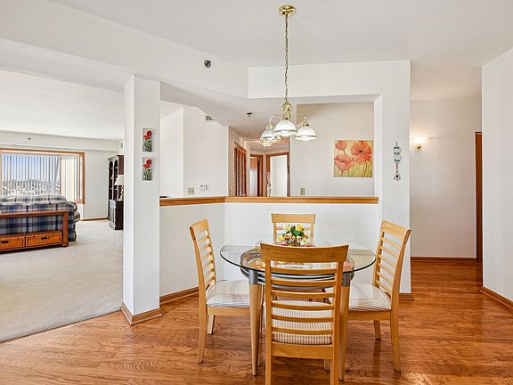 5th image of 10720 S Washington St APT 406