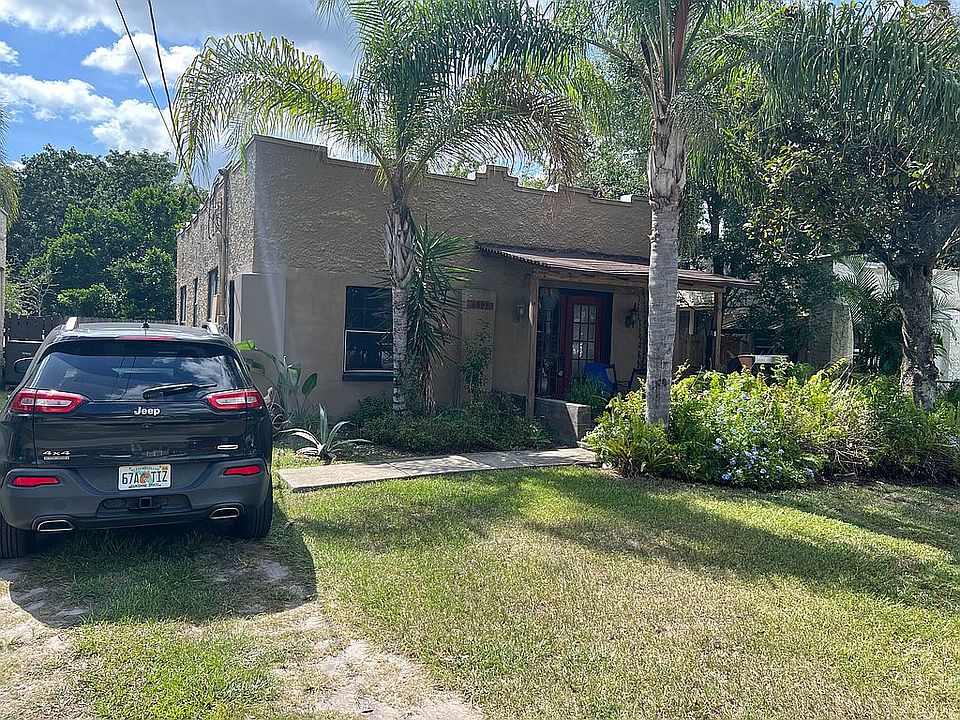 1st image of 6006 N Eustace Ave