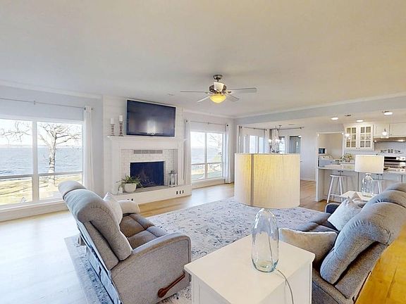 4th image of 21028 Bay Shore Dr