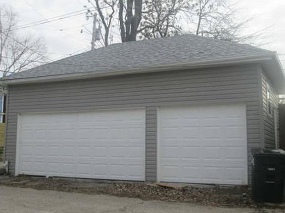 4th image of 1016 Creighton Ave