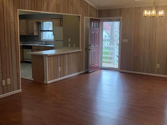 2nd image of 360 Clays Crossing Dr