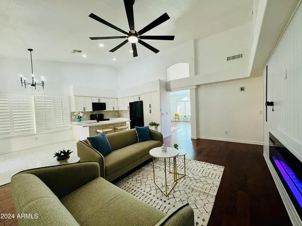 1346 E BRIARWOOD Terrace, Phoenix, AZ 85048