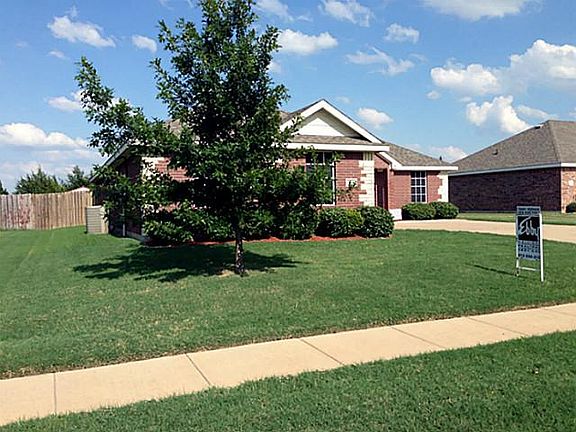2nd image of 324 Fox Hollow Dr