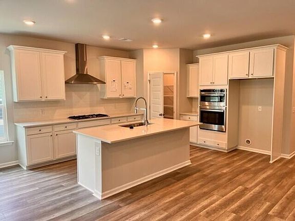 3rd image of 1108 Coastal Creek Ct