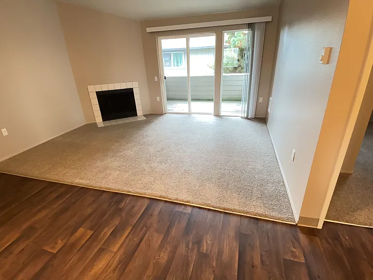 1401 N Springbrook Rd — Photo 38