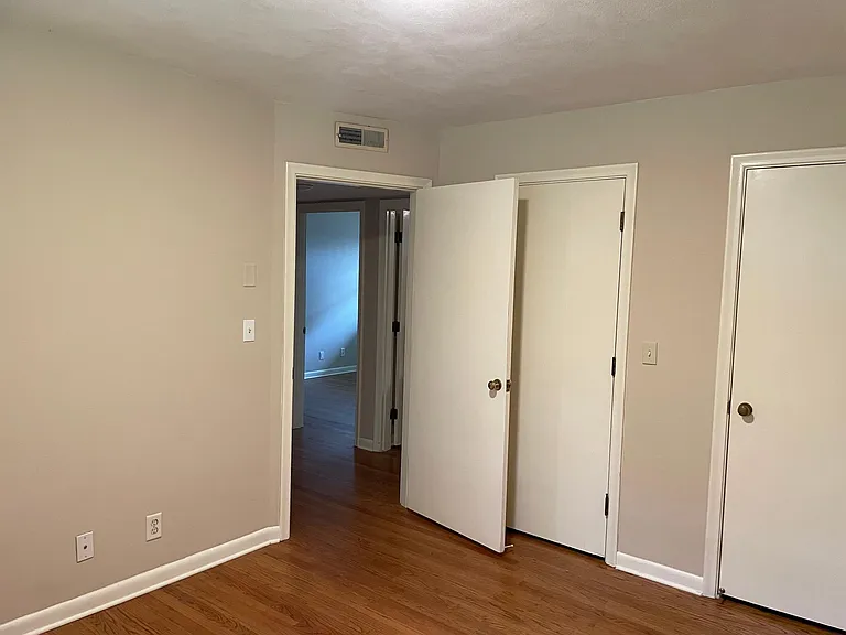 4638 Fall Creek Rd — Photo 13