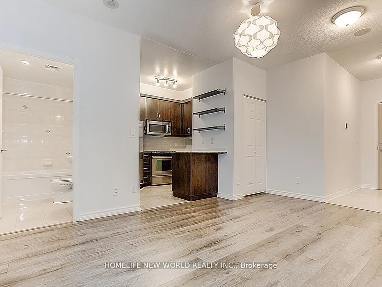 18 Holmes Ave #1315 — Photo 10