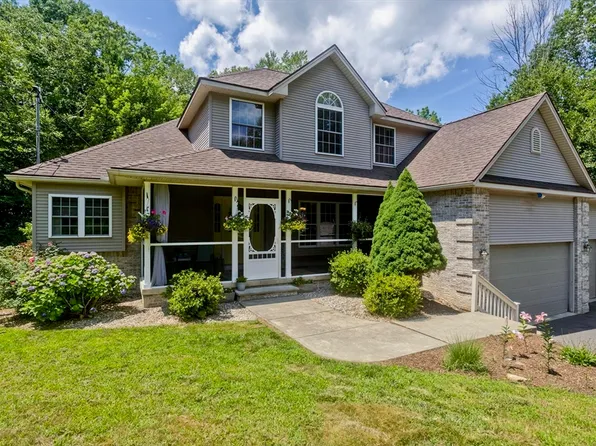 75 Will Palmer Rd, Southwick, MA 01077