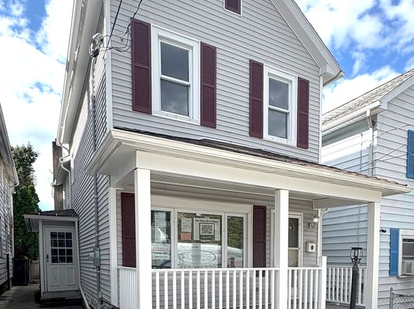 48 N Hancock St