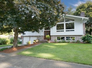14101 NE 62nd St, Redmond, WA 98052