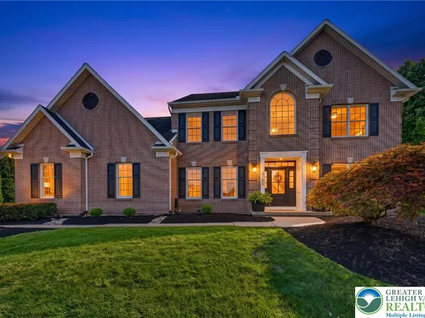 3130 Muirfield Rd, Center Valley, PA 18034