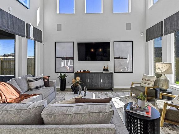 7th image of this home