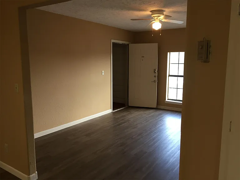 4841 Highway 35 N — Photo 21