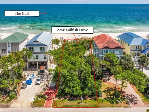 2258 Sailfish Dr, Eastpoint, FL 32328