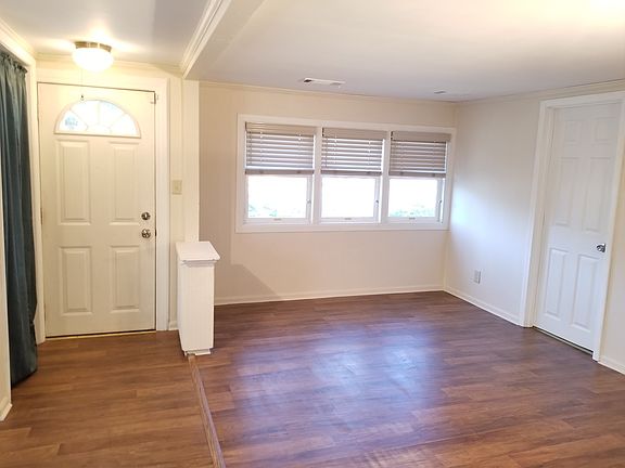 5th image of 2305 Hermon Ave