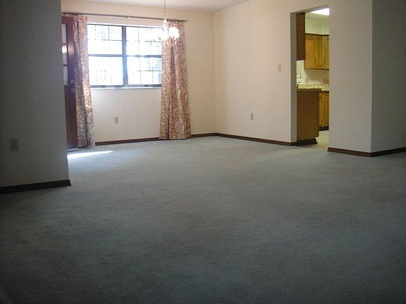 3rd image of 309 NW Mallard Pl