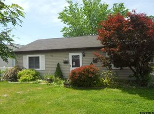 7 Stevenson St, Schenectady, NY 12308