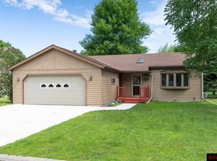 1763 Orchid Dr S, North Mankato, MN 56003