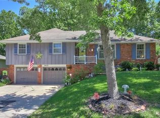 1012 SW 15th St, Blue Springs, MO 64015