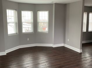 900 Maple St, Conshohocken, PA 19428