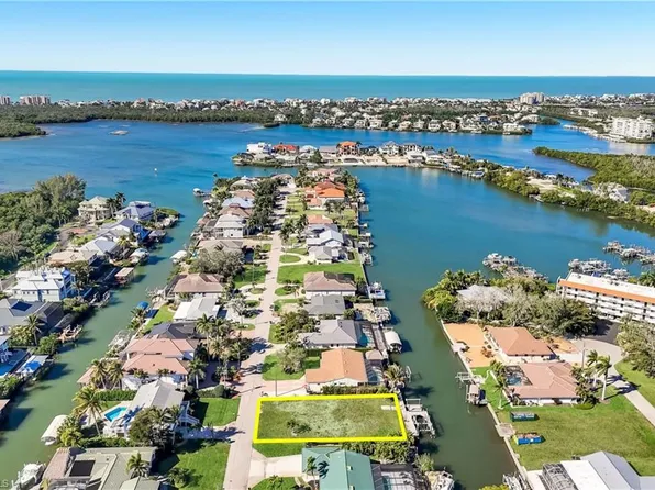 207 6th ST, BONITA SPRINGS, FL 34134