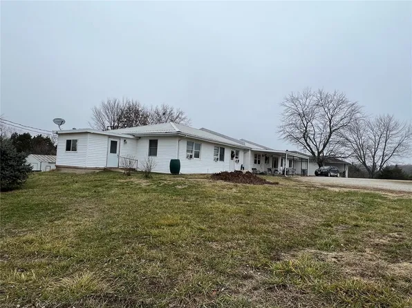 13635 State Route V St, Saint James, MO 65559