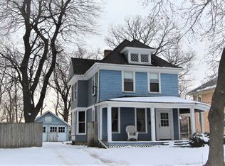 108 S Porter St, Elgin, IL 60120