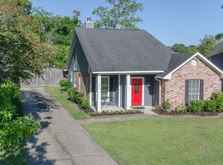 4546 Blue Ribbon Dr, Baton Rouge, LA 70814