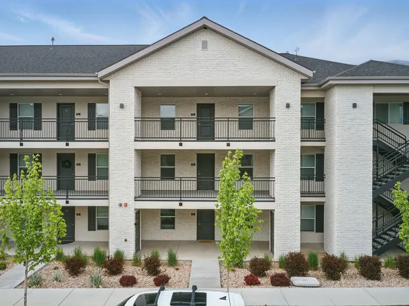 64 W 600 S Unit 205, Springville, UT 84663