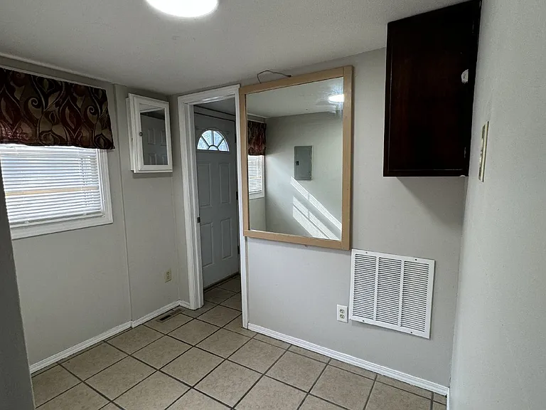 1556 S Palisade St — Photo 12