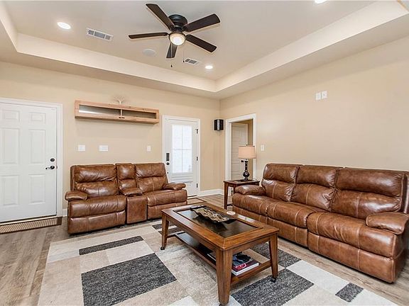 3rd image of 28735 Noah Ln