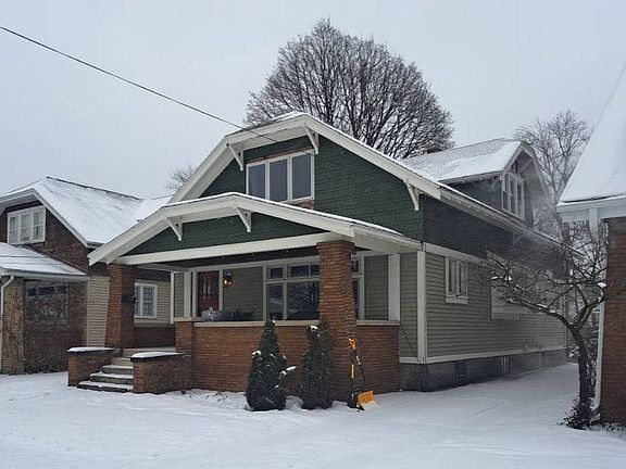 2nd image of 1418 Tamarack Ave NW
