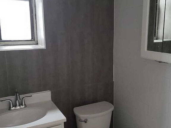 4th image of 1597 Bedford Ave APT 3B