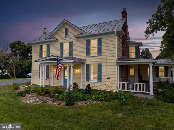 116 Cave St, Luray, VA 22835