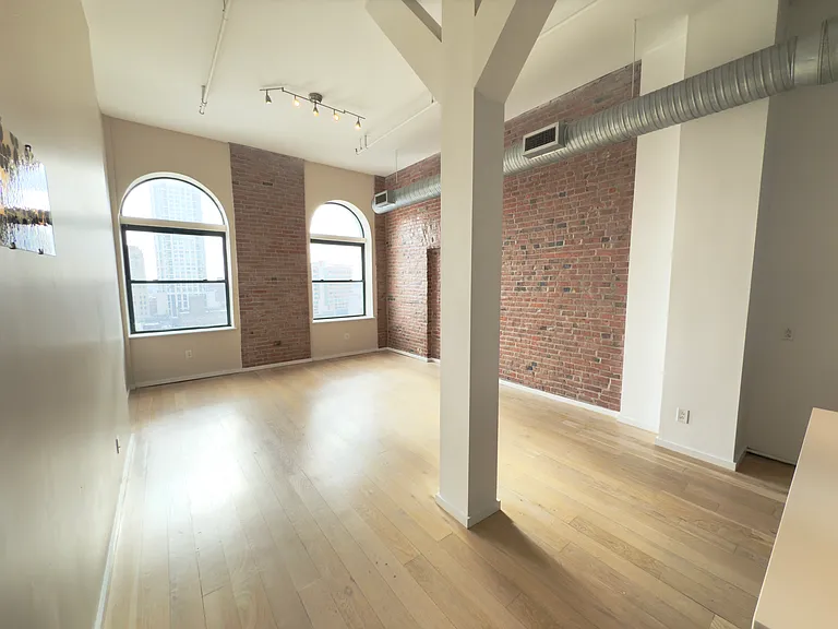 728 Market St #906 — Photo 30