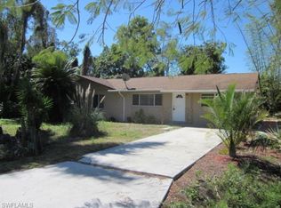 18572 Sarasota Rd, Fort Myers, FL 33967